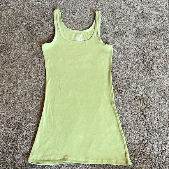 Tank top lot (bundle of 3) Express, Mossimo, Heart & Hips tank tops - Picture 3 of 4